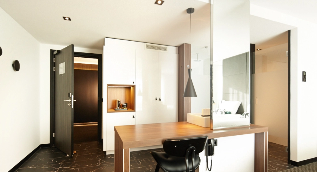 De signaalfunctie van binnendeuren: de rol van kleur